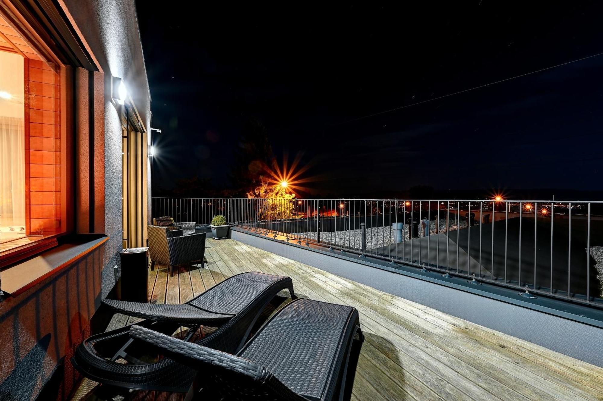 Wellness Hotel Fénix Liberec Exterior foto